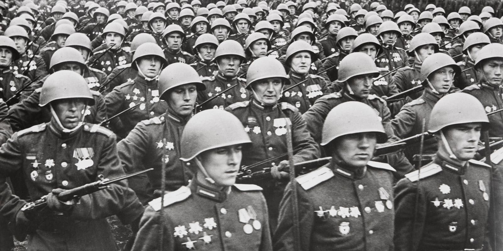 Участники Парада Победы на Красной площади. Фото И. Шагина. 24 июня 1945 года. Главархив Москвы