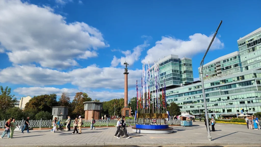 День города, украшения, Москва, фото Юлия Смагринская