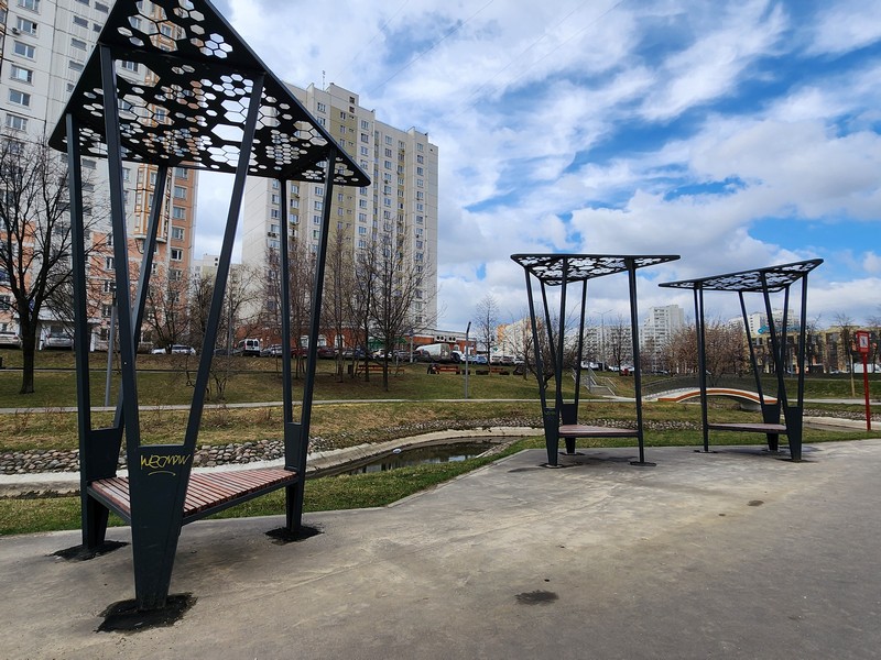 Сквер Ветеранов, парк, весна, фото Юлия Смагринская