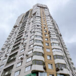 В московских высотках обновляют подъёмники